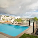 Calma Retreat - Pool & *