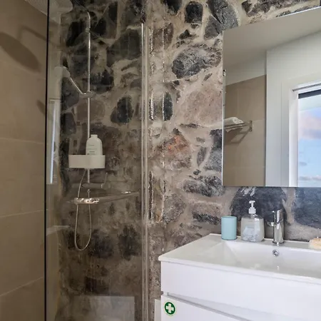 Calma Retreat - Pool &